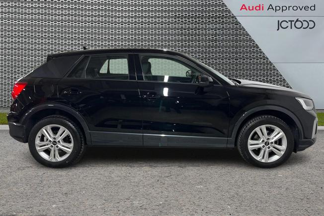 AUDI Q2 Photo 4