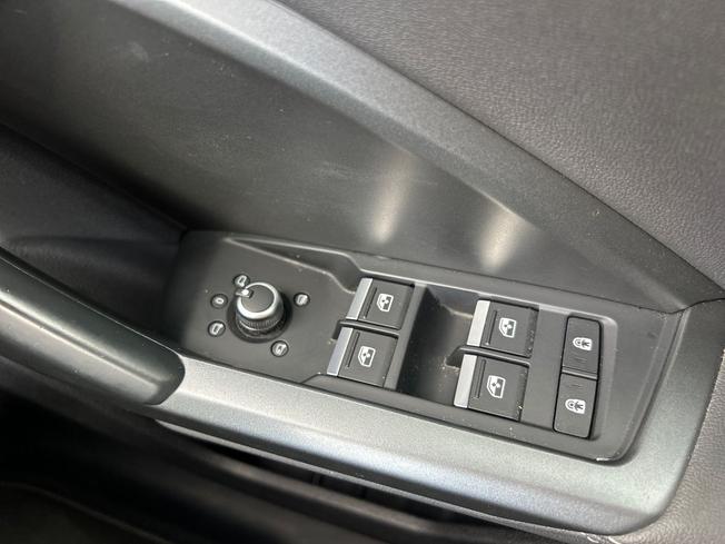 Audi Q3 Photo 39