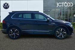VOLKSWAGEN Tiguan Photo 4