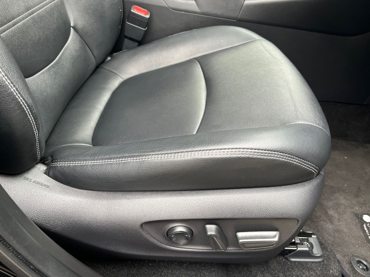 Toyota RAV4 Photo 30