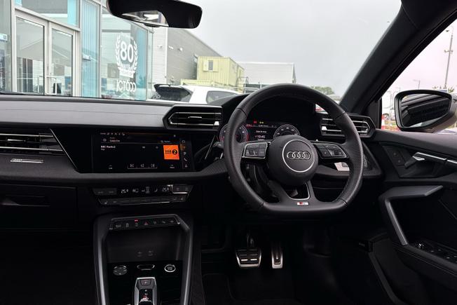 AUDI A3 Photo 38