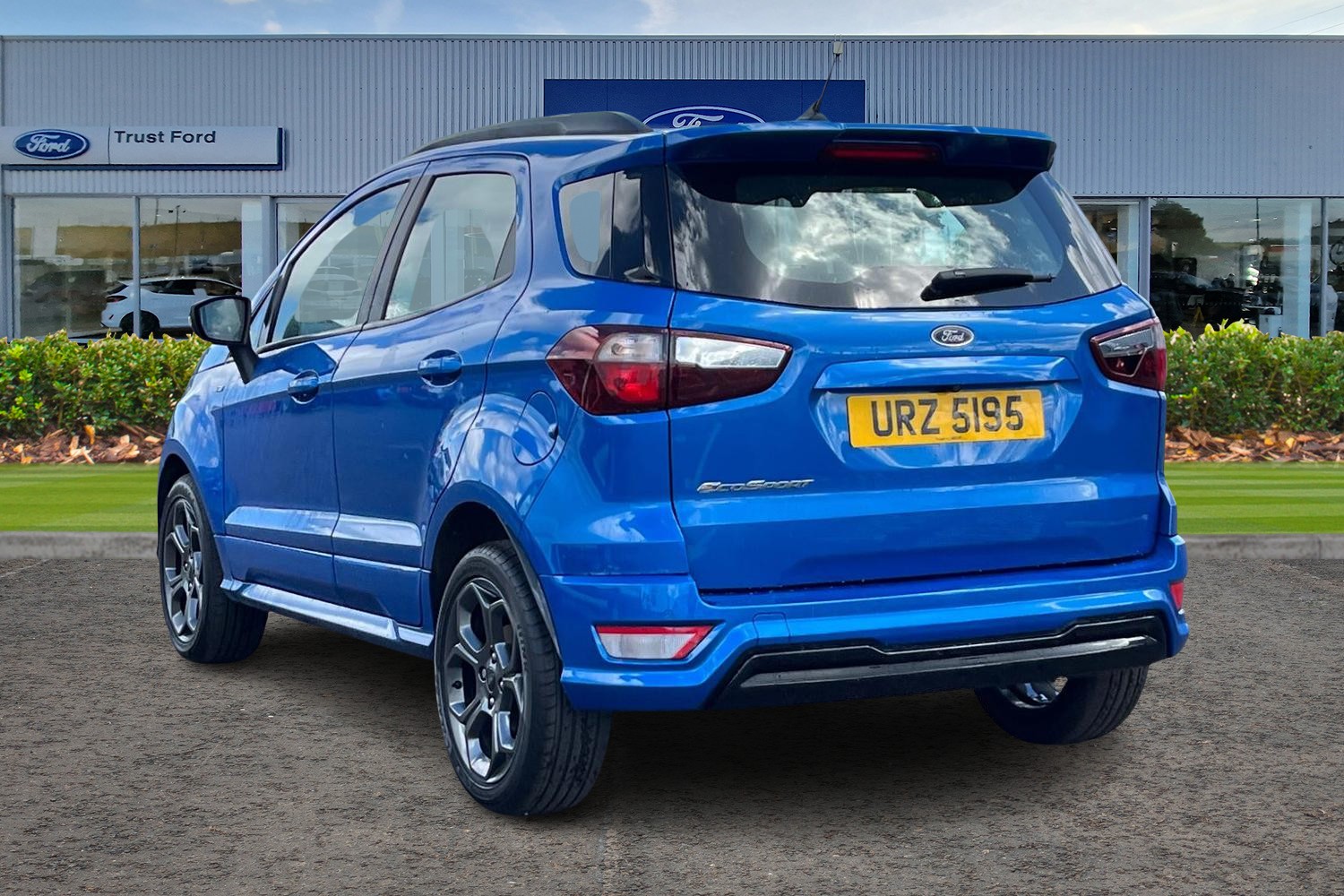 Ford EcoSport Photo 1
