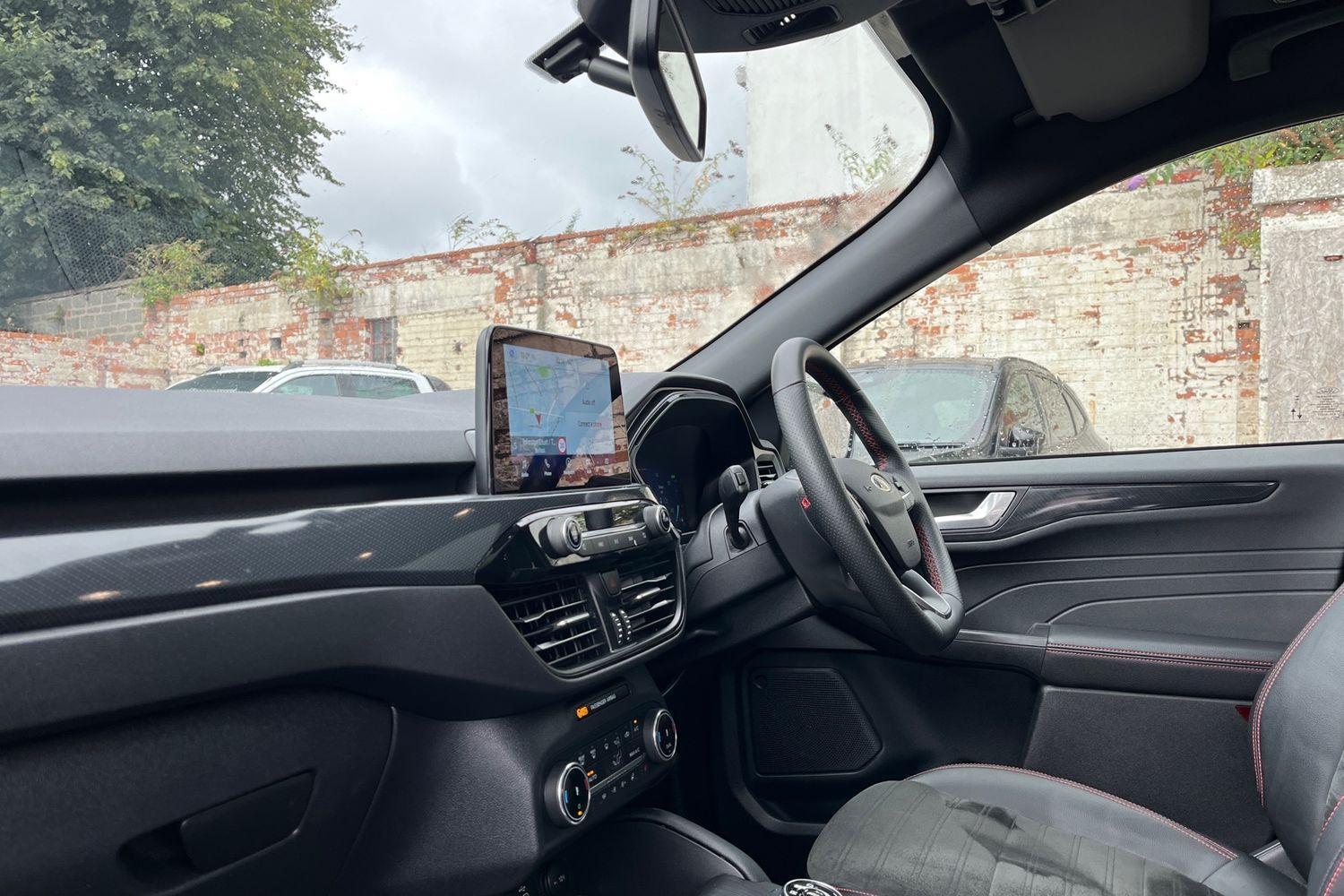 Ford KUGA Photo 17