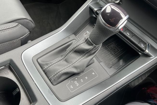 AUDI Q3 Photo 32