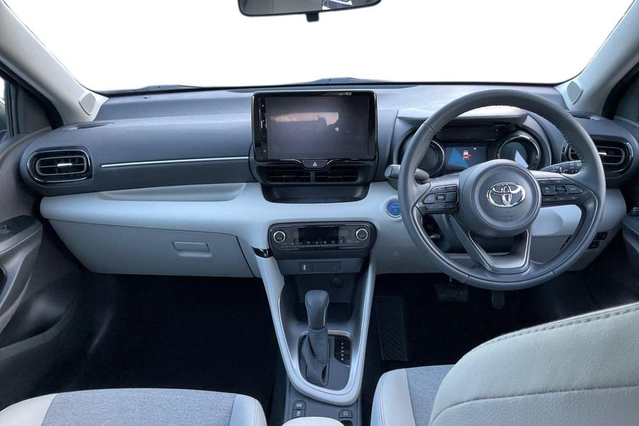 Toyota Yaris Photo autoimg-ff5ed6b98f2c8b8f36a3fac4e9aa8d6bc63dd8e0.jpg
