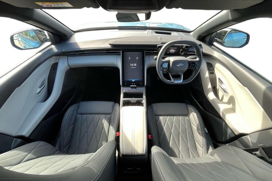 Ford Explorer Photo autoimg-ff5ee9e57fe6cf4ec357134d2e2e6b56bfb00e51.jpg