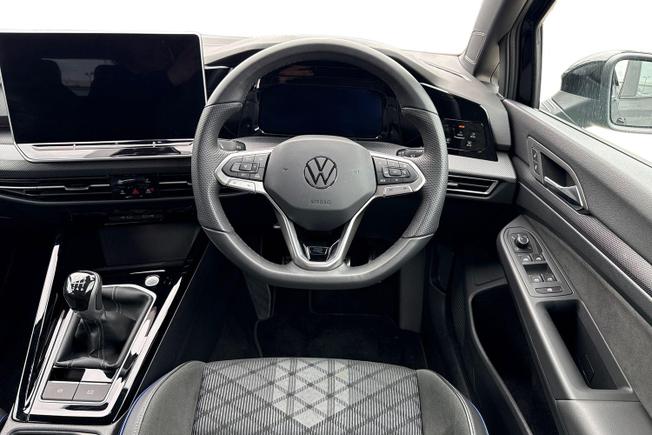 VOLKSWAGEN Golf Photo 11