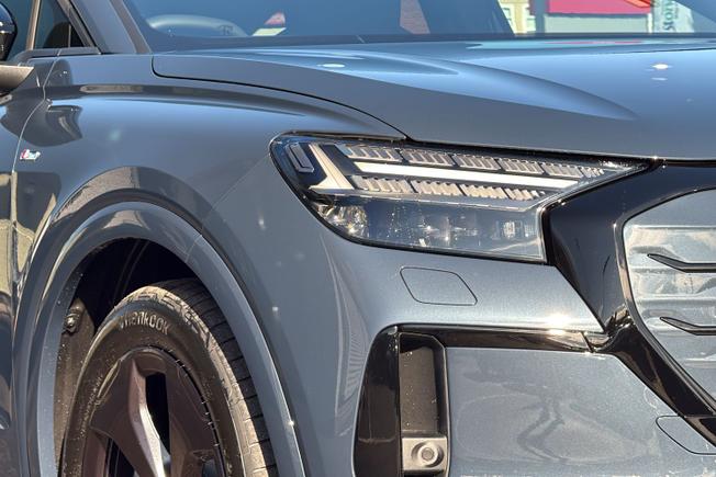 AUDI Audi Q4 Sportback Photo 19