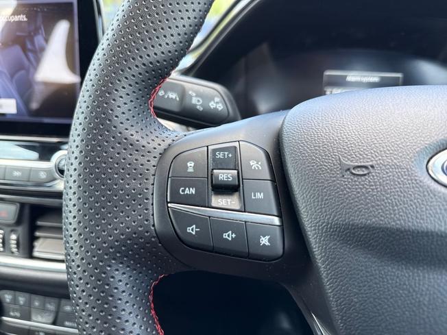 FORD Puma Photo 16
