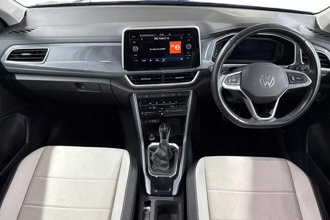 VOLKSWAGEN T-Roc Photo 10