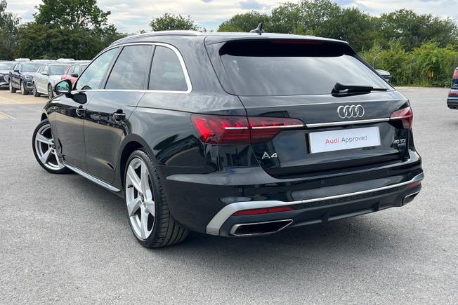 AUDI A4 Avant Photo 24