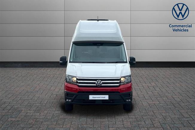 VOLKSWAGEN Grand California Photo 8