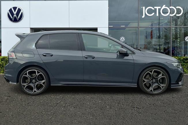 VOLKSWAGEN Golf Photo 4