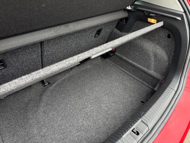 VOLKSWAGEN Polo Photo 26