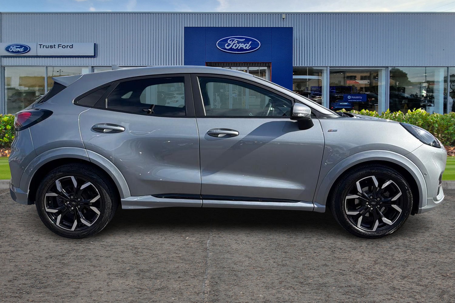 Ford PUMA Photo 2