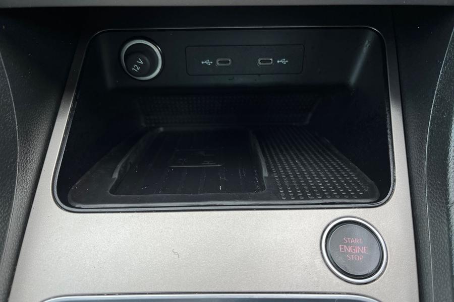 SEAT ATECA Photo autoimg-ff81ebf6bb5a482b7c65d5c3a7d9a4bc9a7a5952.jpg