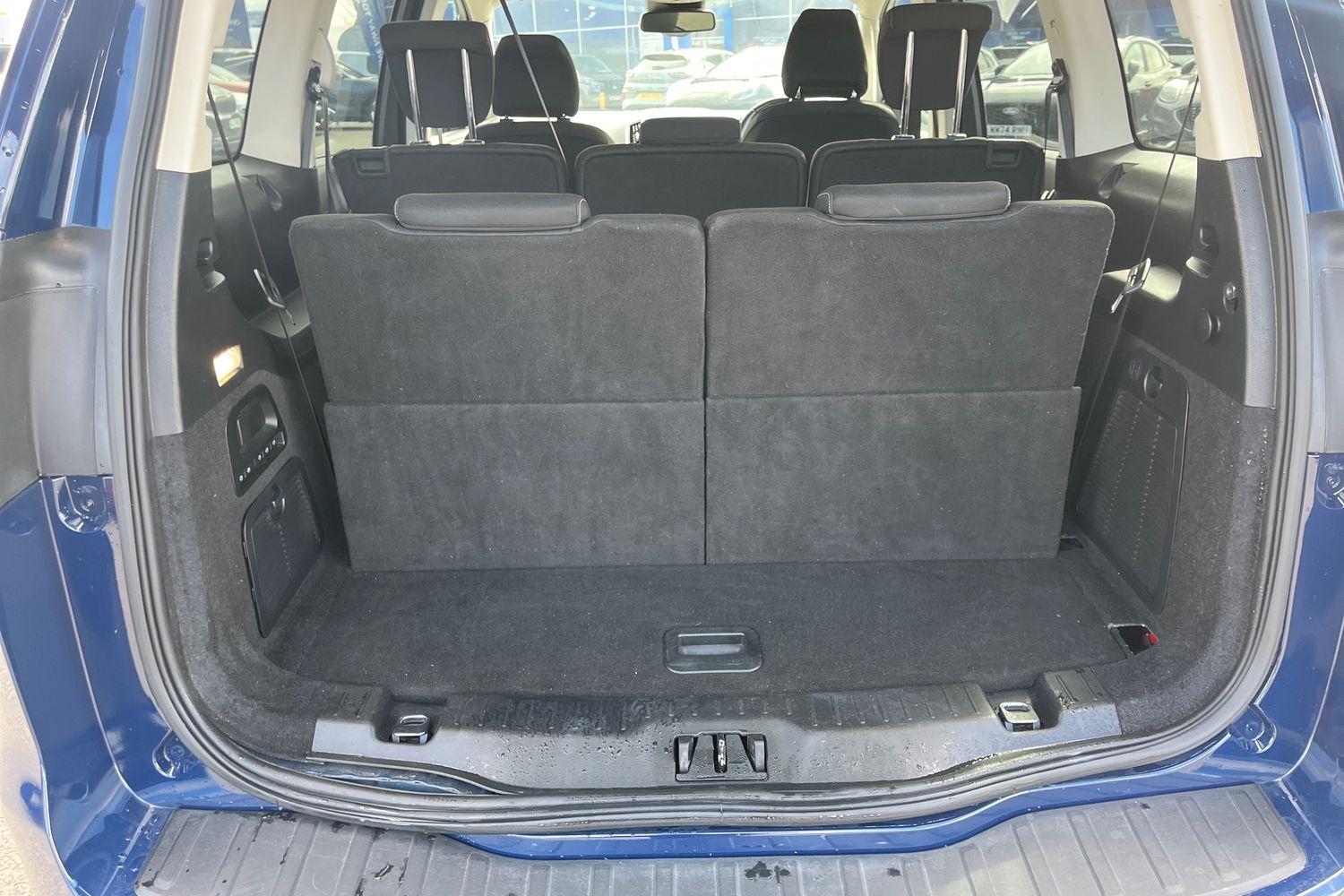 Ford Galaxy Photo 20