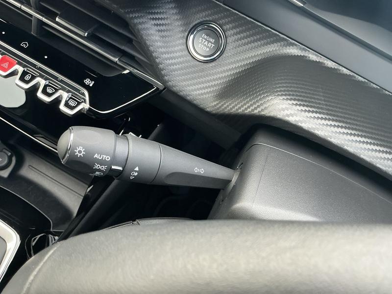 Used Peugeot 2008 LO24DZR 22