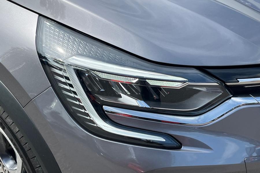 Renault CAPTUR Photo autoimg-ff848a0a4d0bc34aaf21e519a53f7e0036ae1c81.jpg