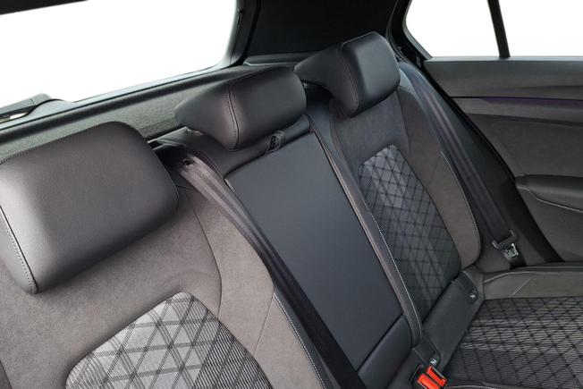 VOLKSWAGEN Golf Photo 9