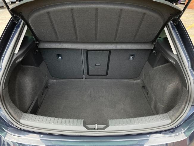 SEAT Leon Photo 12