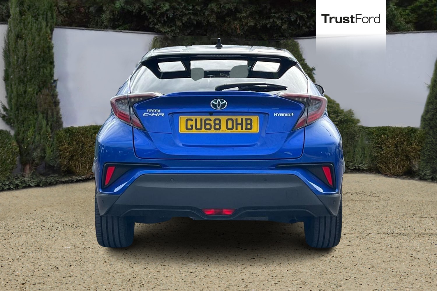 Toyota C-HR Photo 6