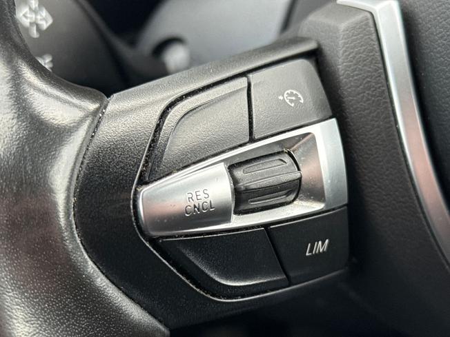BMW X1 Photo 16