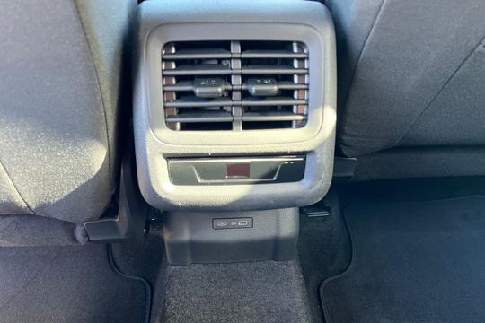 Volkswagen T-roc Photo autoimg-ff8d985e1b1bbbaeb8395e799ad8d7696891b9a6.jpg