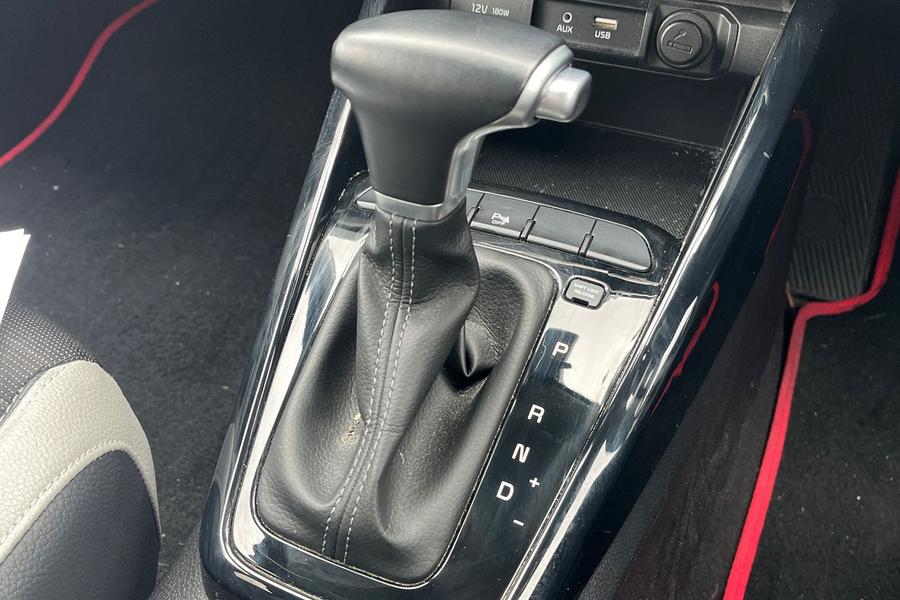 Kia STONIC Photo autoimg-ff9037d504c70cbed43c5b4879b0be71520f727d.jpg