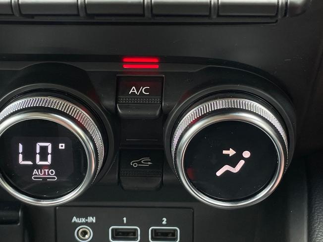 RENAULT Clio Photo 45