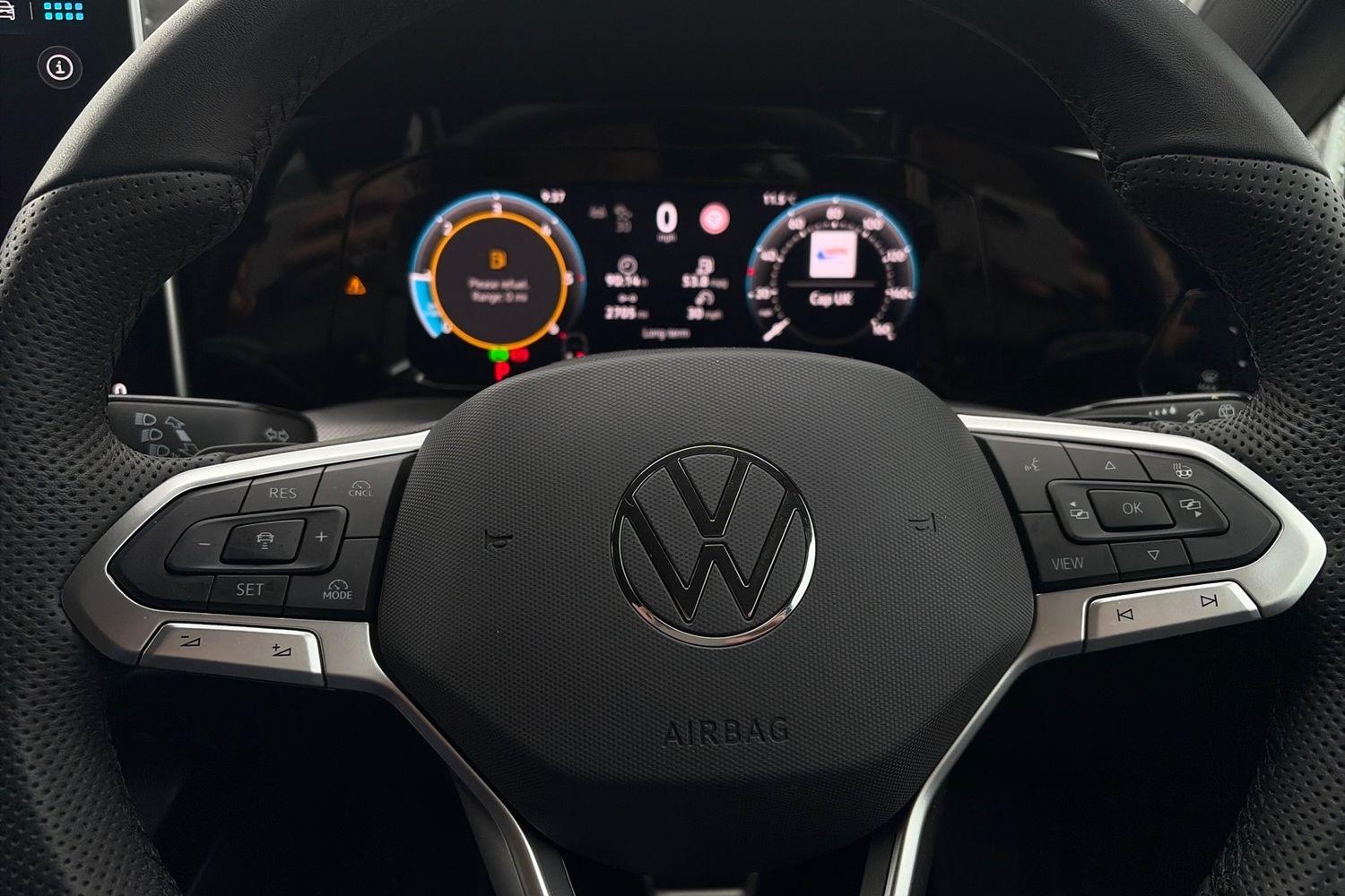 Volkswagen GOLF Photo 11