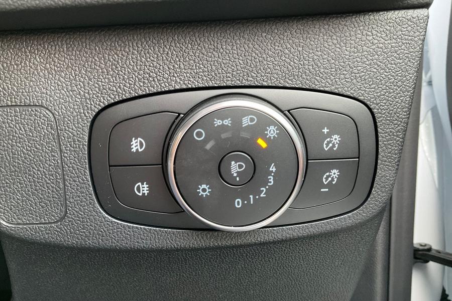Ford Focus Photo autoimg-ff96dd683a5699a588bc953f771f9f759549b710.jpg
