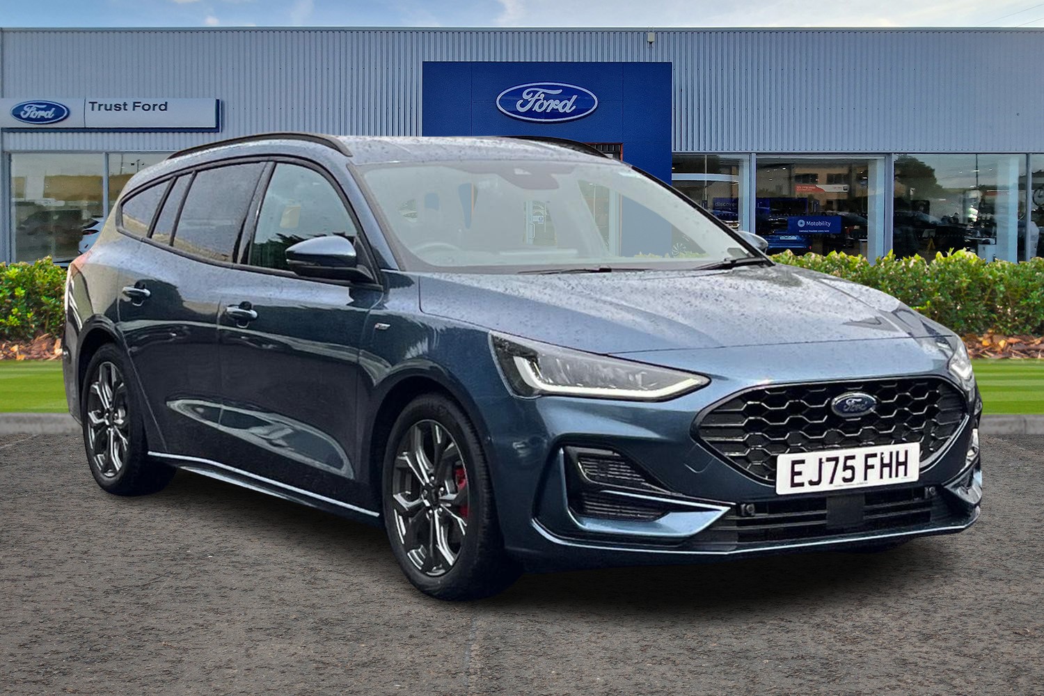 Ford FOCUS Photo 0