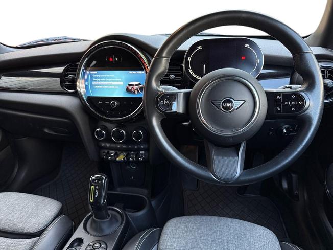 MINI Electric Hatch Photo 11