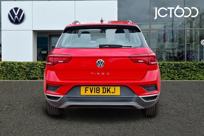 VOLKSWAGEN T-Roc Photo 7