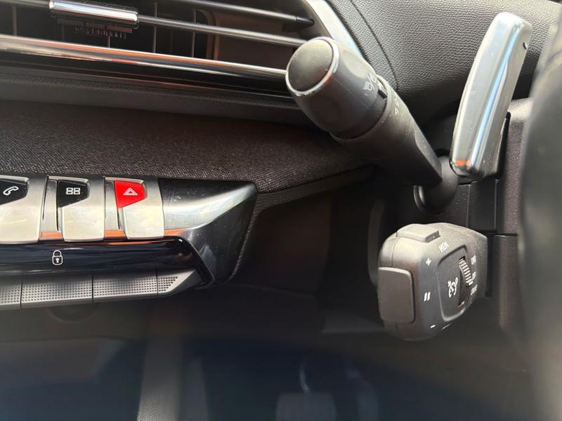 Used Peugeot 3008 YP71HYN 22