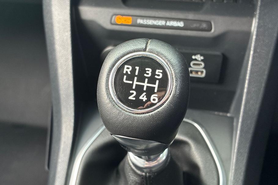 Used Ford TRANSIT COURIER SD24FKF 19