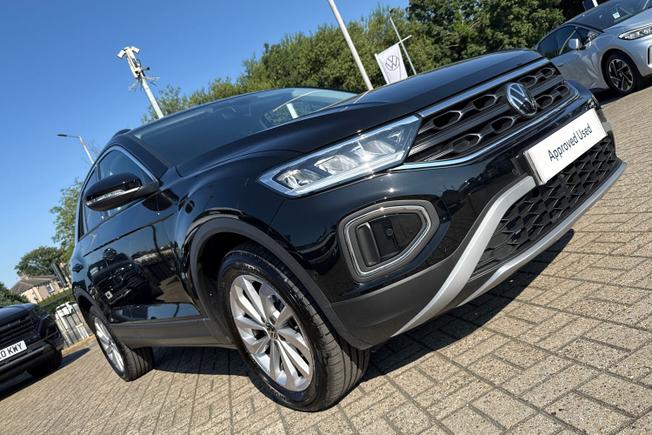 VOLKSWAGEN T-Roc Photo 37