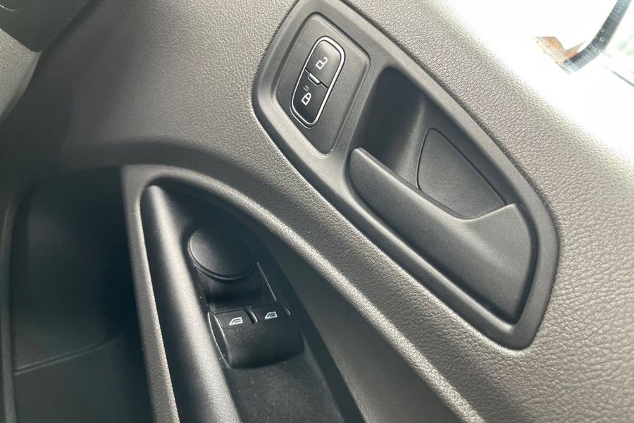 Ford TRANSIT CONNECT Photo autoimg-ff9a60ac5c7e9ad53010379af240552f35a857f3.jpg