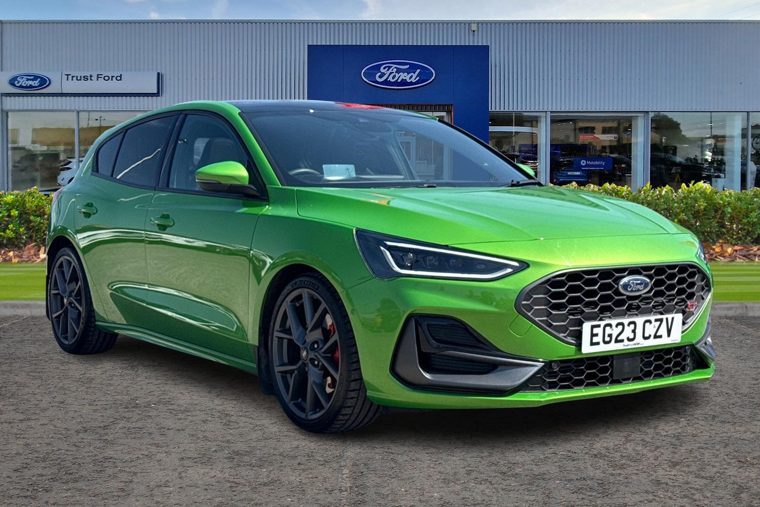 Ford FOCUS Photo 0