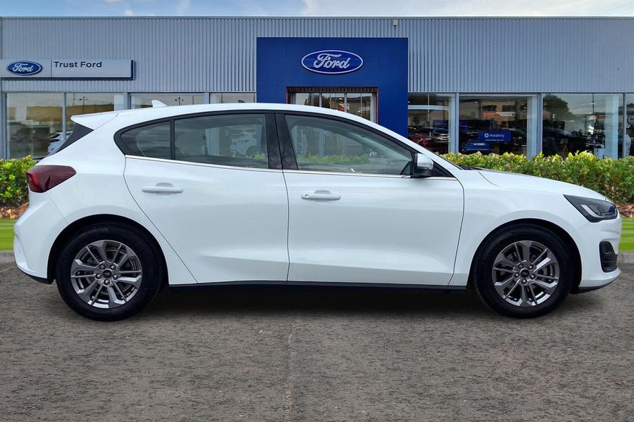Ford FOCUS Photo autoimg-ff9ed3ec901fef29f013c81a2aab9f9e7542fe11.jpg