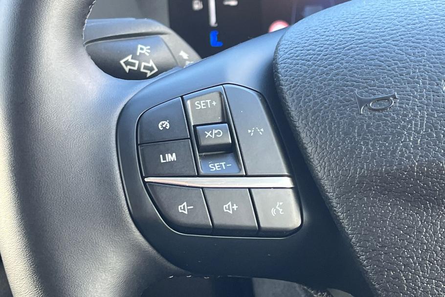 Used Ford E-TRANSIT 18