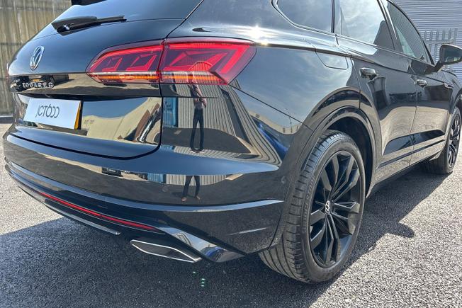 VOLKSWAGEN Touareg Photo 32