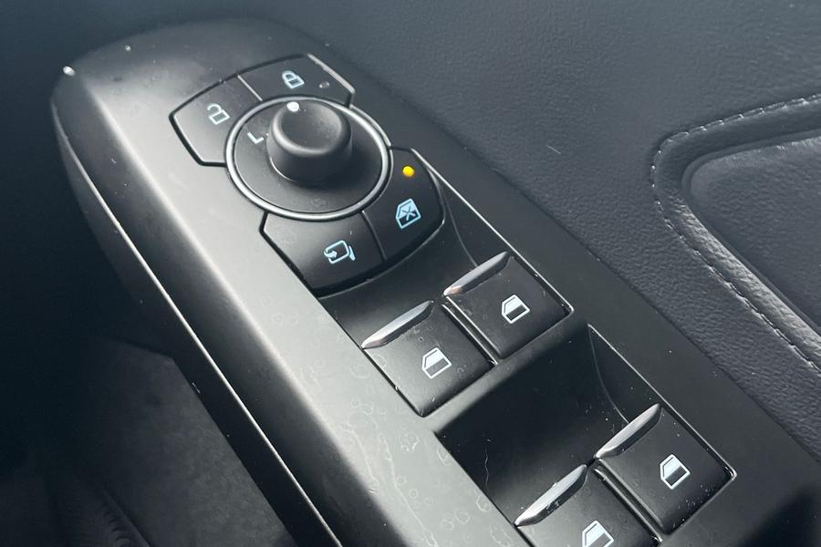 Ford Focus Photo autoimg-ffa3594e8469e1015afc6467759ce9c657953d36.jpg