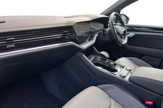 Volkswagen Touareg Photo autoimg-ffa486f57af46c5583f64775b03f95f63674daa3.jpg