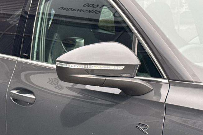 VOLKSWAGEN Tiguan Photo 20