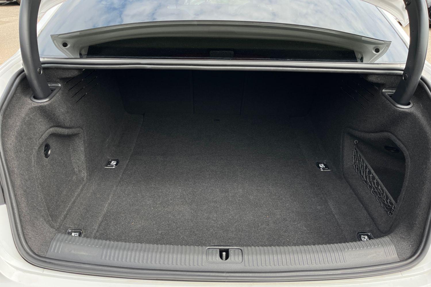 Audi A4 Photo 20