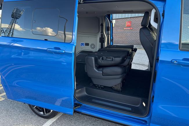 VOLKSWAGEN Transporter Photo 46