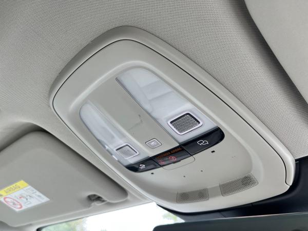 Volvo XC60 Photo autoimg-ffb1cc9982278fa2b378c13399e96a3e94d4b766.jpg