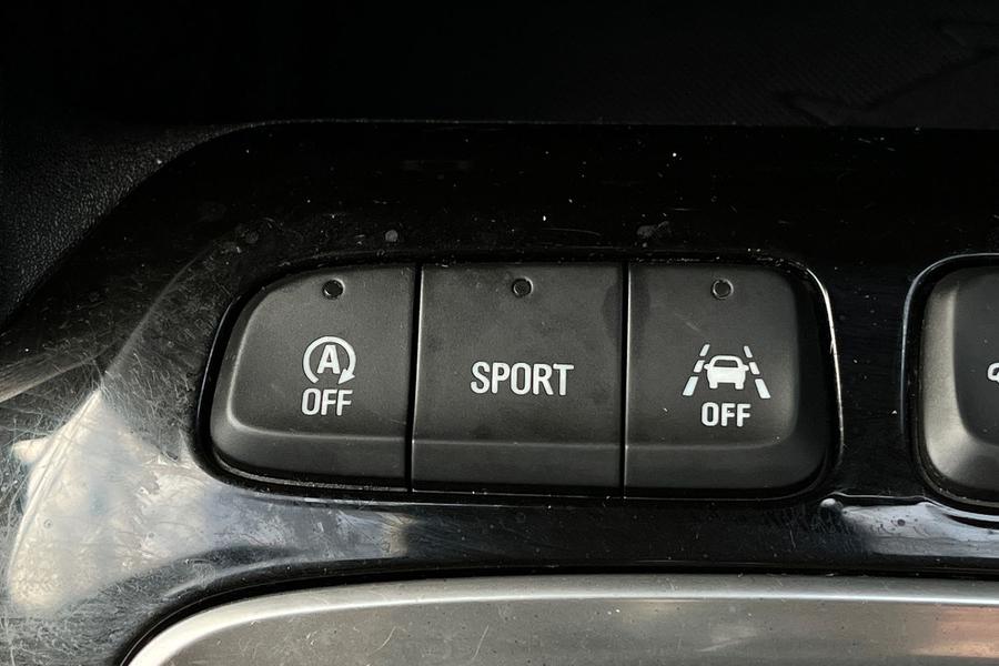 Vauxhall CORSA Photo autoimg-ffc3bb18ffaffc5fb5fa0794dcb7f4c324e3deb4.jpg